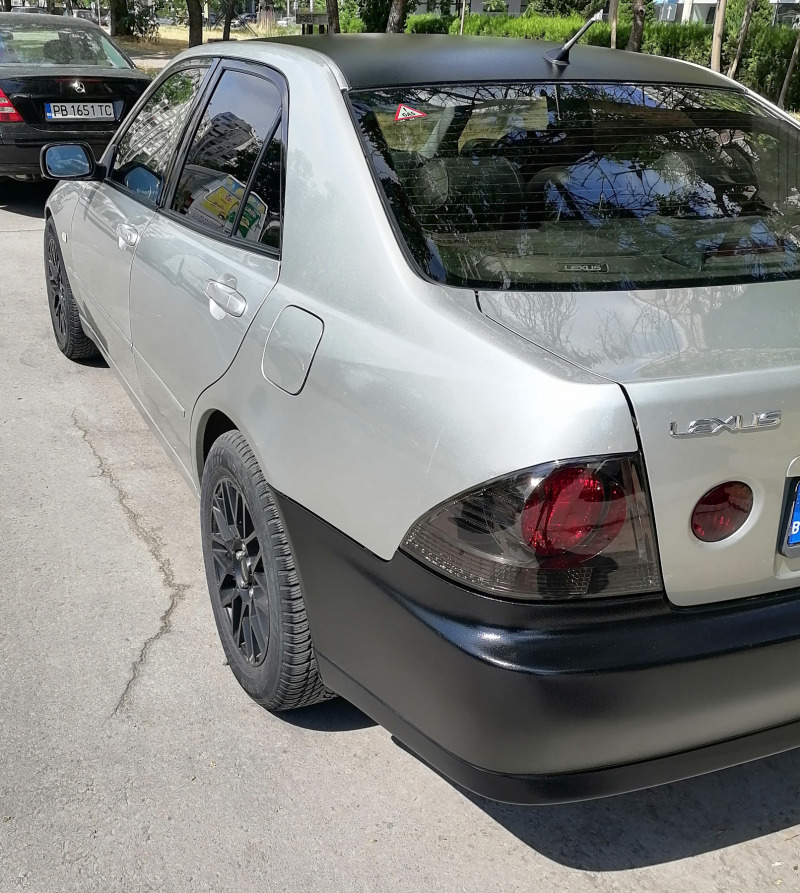Lexus IS 200 Is200, снимка 5 - Автомобили и джипове - 46475833