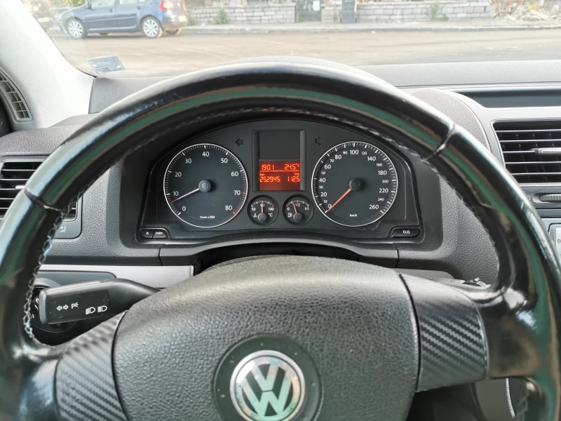 VW Golf 1.6 102к.с. Газ/Бензин, снимка 16 - Автомобили и джипове - 47262043