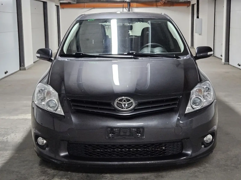 Toyota Auris 1.6 i 132ps euro5, снимка 2 - Автомобили и джипове - 47391371