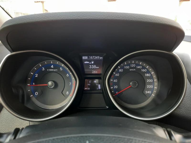 Hyundai I30 1.4i, снимка 14 - Автомобили и джипове - 50474315