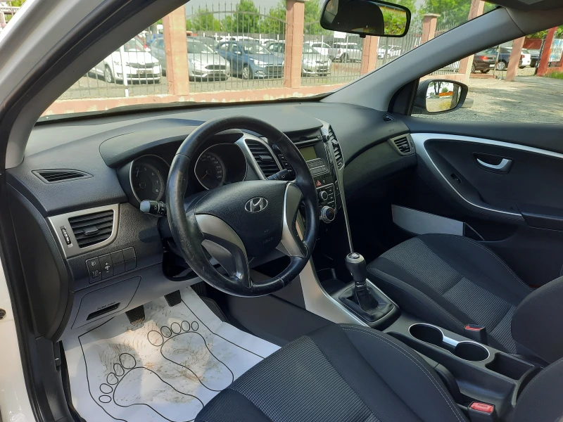 Hyundai I30 1.4i, снимка 8 - Автомобили и джипове - 50474315