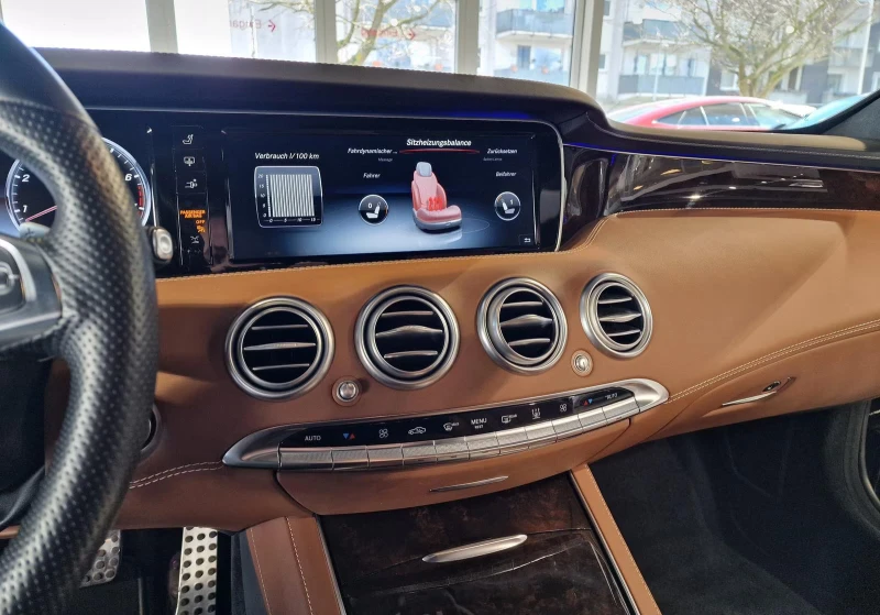 Mercedes-Benz S 500 4M/COUPE/455HP/AMG/PANO/HUD/DESIGNO/KLESS/HUD/734f, снимка 13 - Автомобили и джипове - 51671838