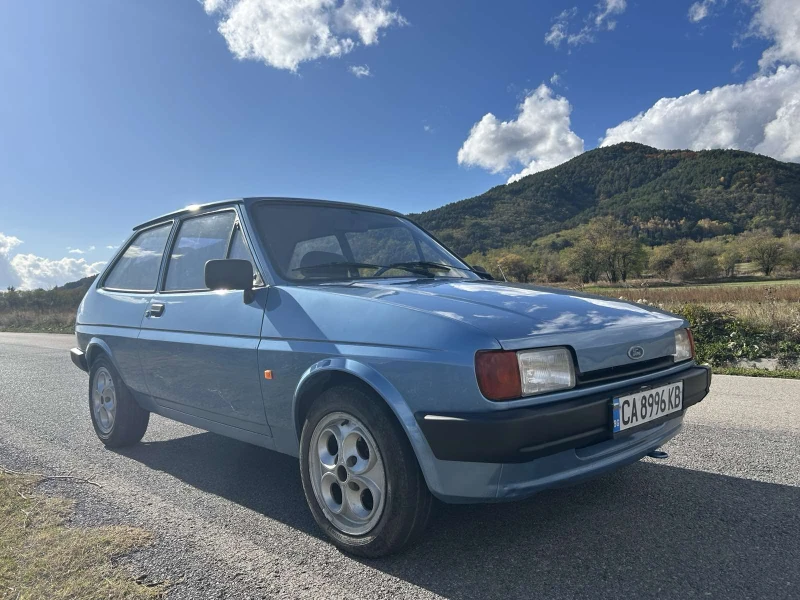 Ford Fiesta 1.1, снимка 4 - Автомобили и джипове - 52927254