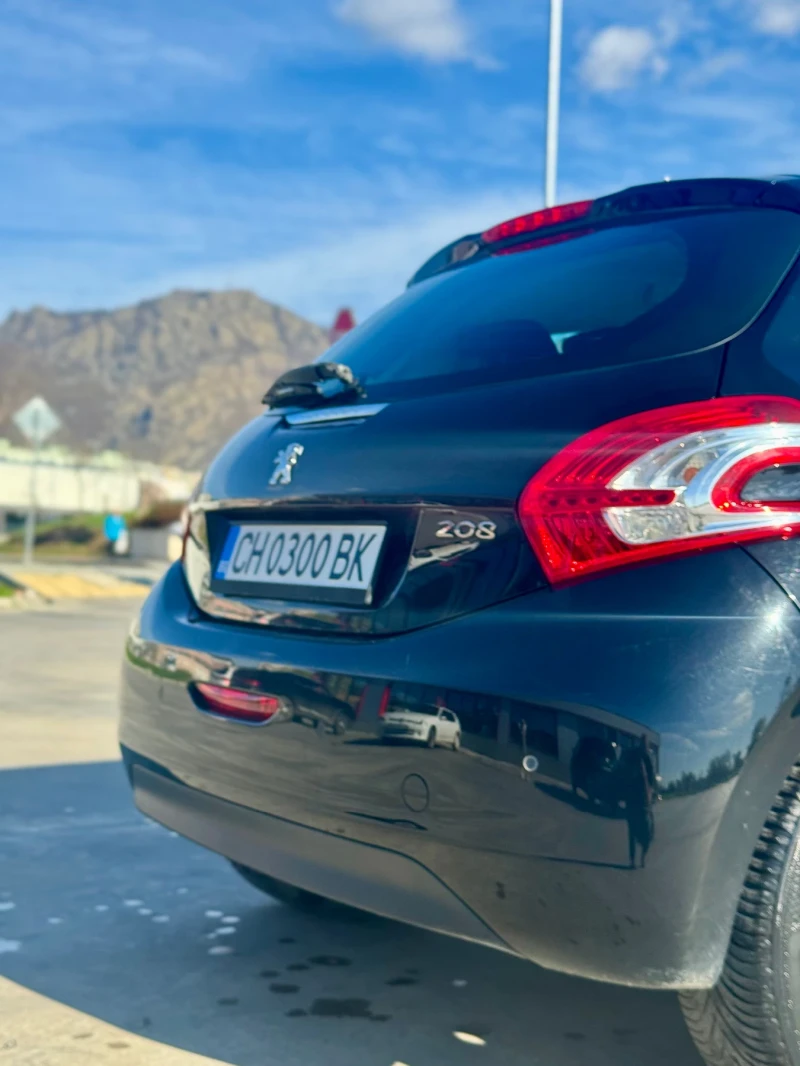 Peugeot 208 1.2 82кс 125000 км ЛИЧЕН АВТОМОБИЛ, снимка 5 - Автомобили и джипове - 52400014