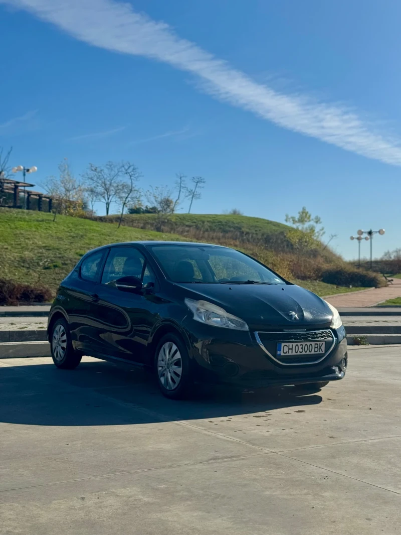 Peugeot 208 1.2 82кс 125000 км ЛИЧЕН АВТОМОБИЛ, снимка 3 - Автомобили и джипове - 52400014