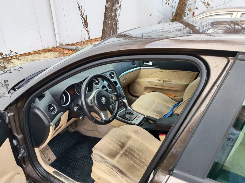 Alfa Romeo 159 sportwagon 1.9 GTD 150ps, снимка 5 - Автомобили и джипове - 52874367