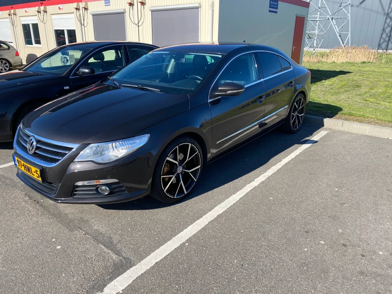 VW CC 2.0 TDI ТОП Състяние , снимка 3 - Автомобили и джипове - 53019360