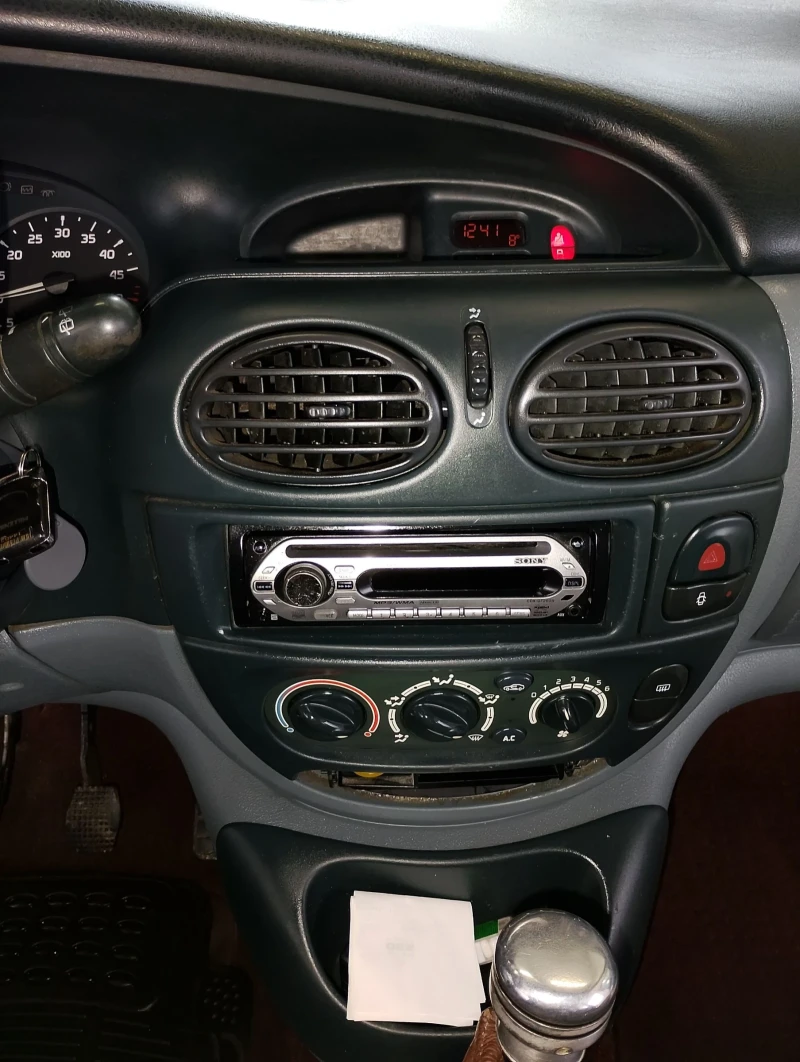 Renault Scenic, снимка 5 - Автомобили и джипове - 53467708