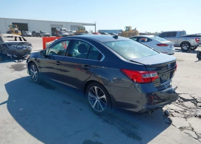 Subaru Legacy 3.6R* LIMITED* ПОДГРЕВИ* LANE ASSIST* ГЛАС.КОМАНДИ, снимка 4 - Автомобили и джипове - 48339884