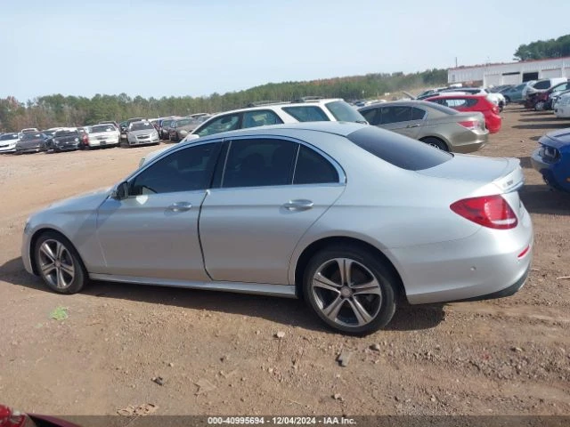 Mercedes-Benz E 300 СЕРВИЗНА ИСТОРИЯ | РЕАЛНИ КИЛОМЕТРИ | , снимка 6 - Автомобили и джипове - 48529372