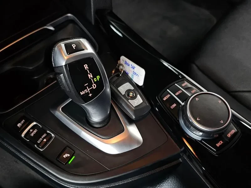 BMW 320 GT ///M PACK, снимка 9 - Автомобили и джипове - 55733314