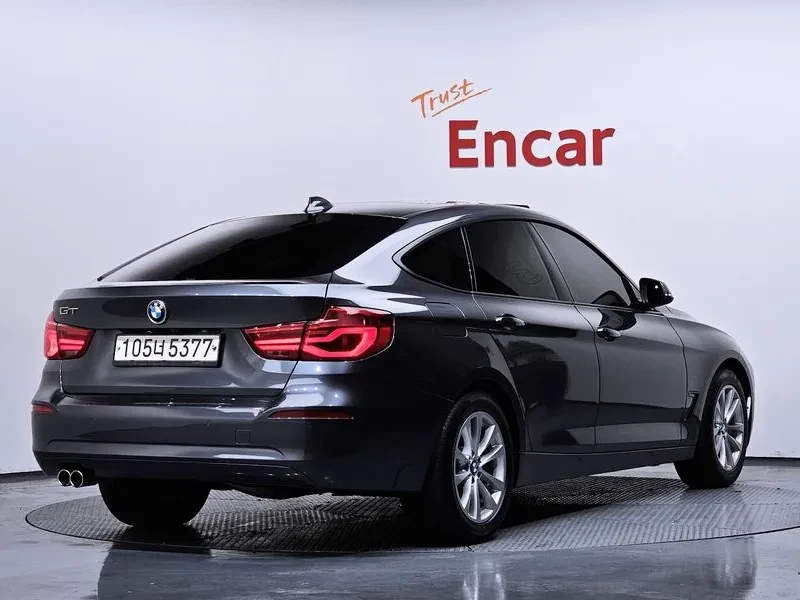 BMW 320 GT ///M PACK, снимка 2 - Автомобили и джипове - 55733314