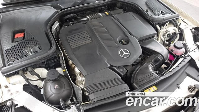 Mercedes-Benz CLS 350 d 4MATIC AMG| HEAD UP| ШИБЕДАХ| ПОДГРЕВ| АМБИЕНТНО, снимка 16 - Автомобили и джипове - 55925335