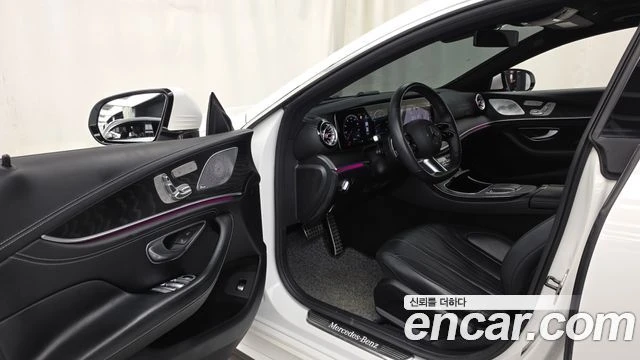 Mercedes-Benz CLS 350 d 4MATIC AMG| HEAD UP| ШИБЕДАХ| ПОДГРЕВ| АМБИЕНТНО, снимка 4 - Автомобили и джипове - 55925335