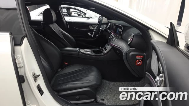 Mercedes-Benz CLS 350 d 4MATIC AMG| HEAD UP| ШИБЕДАХ| ПОДГРЕВ| АМБИЕНТНО, снимка 9 - Автомобили и джипове - 55925335