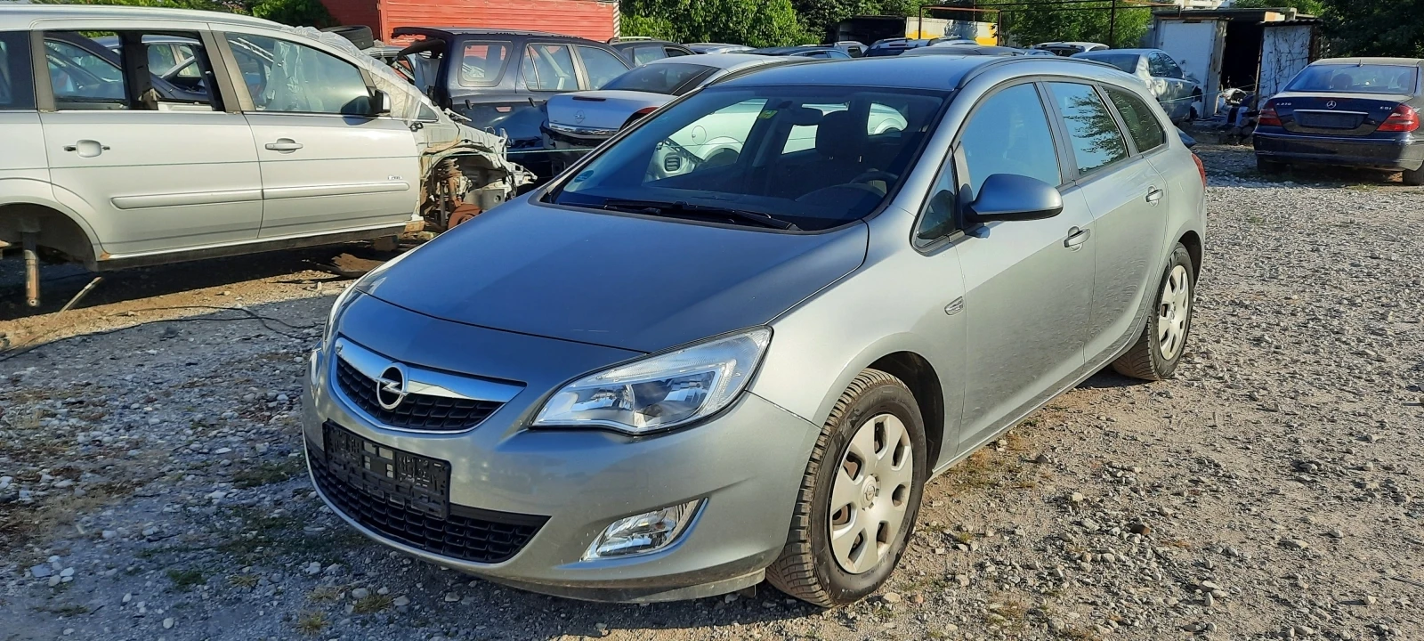 Opel Astra 1.7 CDTI, снимка 1