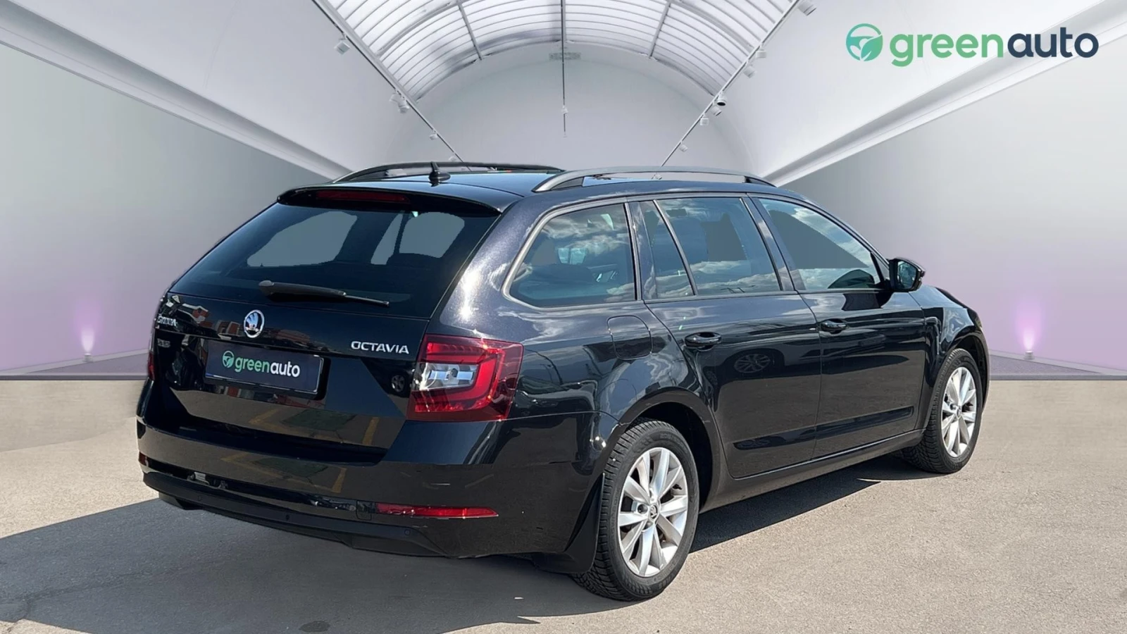 Skoda Octavia 2.0 TDi DSG Style - изображение 2