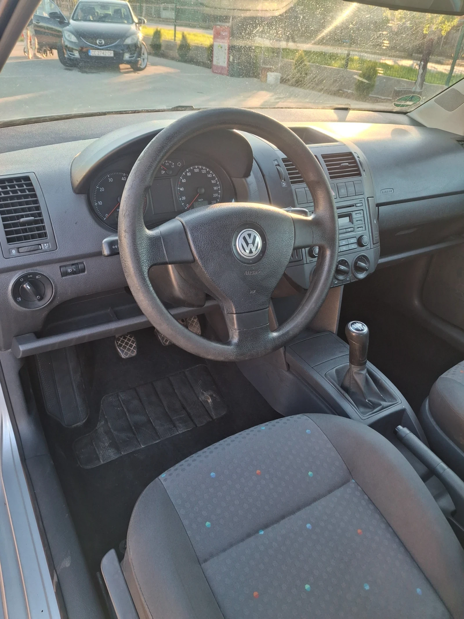 VW Polo 1.2 Климатик - изображение 9