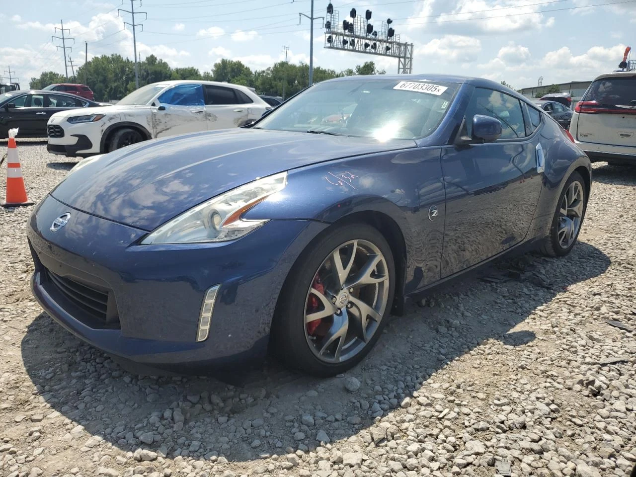 Nissan 370Z BASE - изображение 2