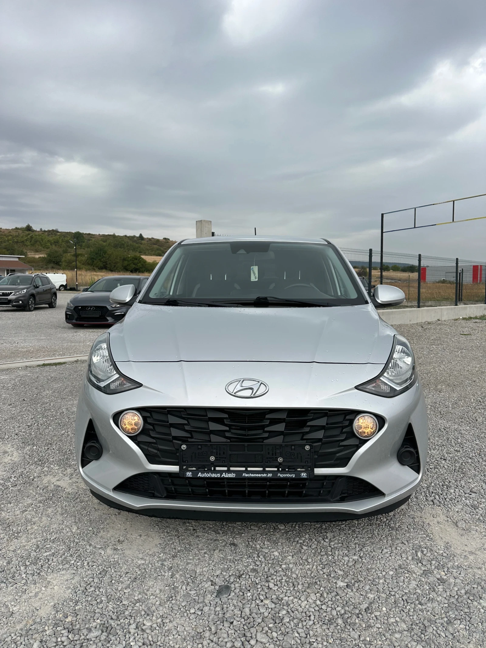 Hyundai I10 1.0i APPLE CARPLAY EURO 6 TUV COC - изображение 3