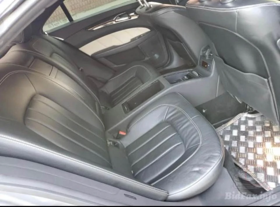 Mercedes-Benz CLS 550 4MATIC * * CARFAX * * ���������� * *  | Mobile.bg � ����������� 7