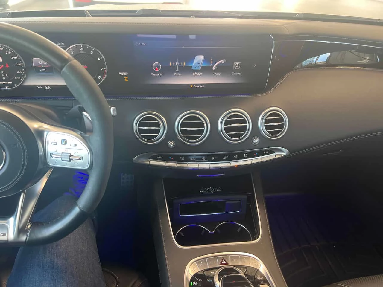 Mercedes-Benz S 63 * AMG 4MATIC+ Coupe * BURMEISTER* 2 КЛЮЧА* ПОДГРЕВ - изображение 9