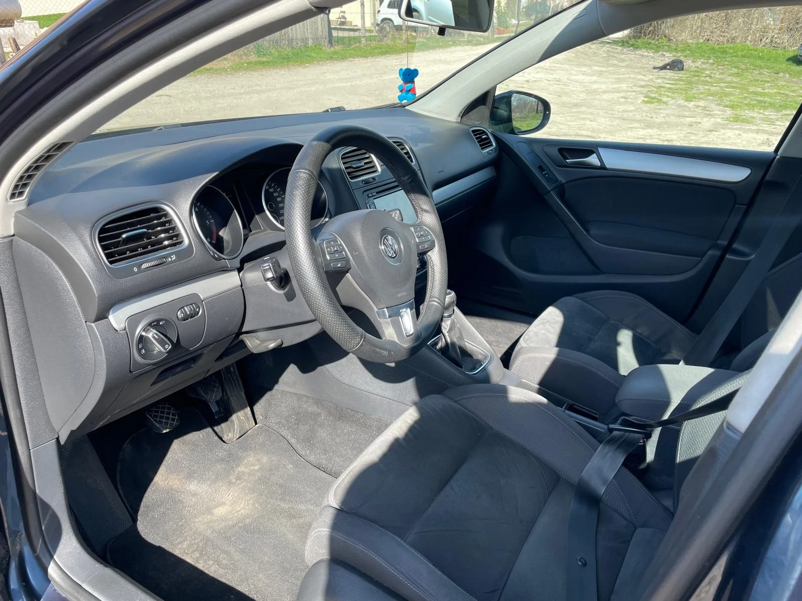 VW Golf, снимка 7 - Автомобили и джипове - 53754638