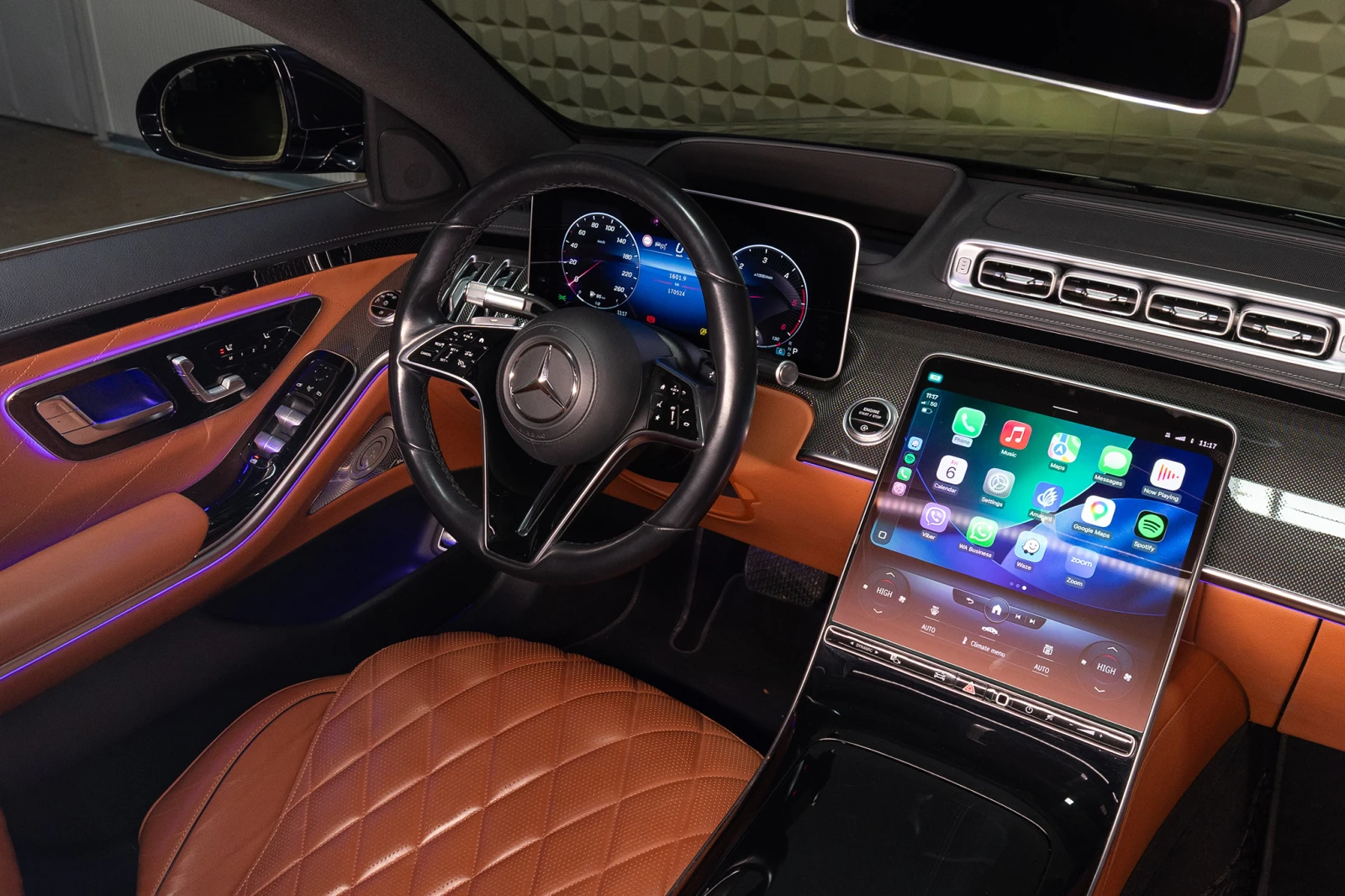 Mercedes-Benz S 400 D 4MATIC* 9G-TRONIC* Burmester* Head-Up* Гаранция, снимка 11 - Автомобили и джипове - 53800542