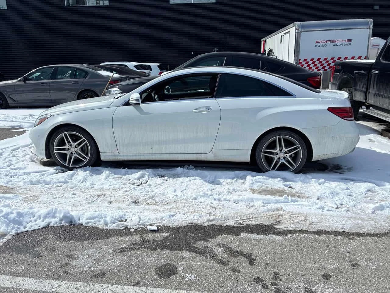 Mercedes-Benz E 400 * CARFAX * ЦЕНА ДО БГ, снимка 2 - Автомобили и джипове - 53971369