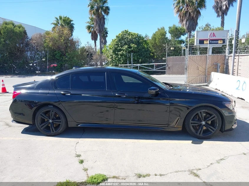 BMW 740 * M-PACK* , снимка 13 - Автомобили и джипове - 54064281