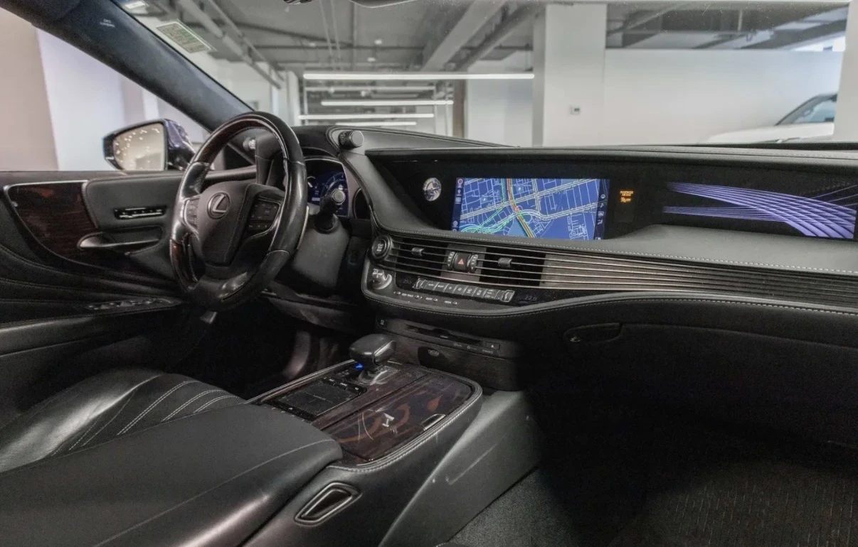 Lexus LS 500 L * AWD * LUXURY PACKAGE * CARFAX * , снимка 6 - Автомобили и джипове - 54207810