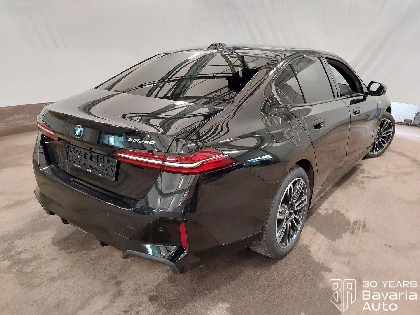 BMW i5 40 xDrive M Sport Paket , снимка 3 - Автомобили и джипове - 55230607