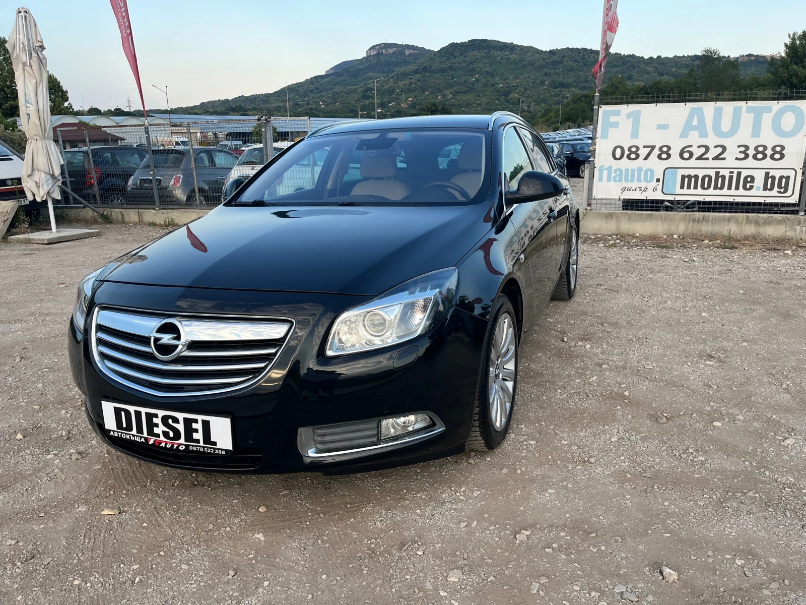 Opel Insignia 2.0TDI-131-COSMO-ITALIA