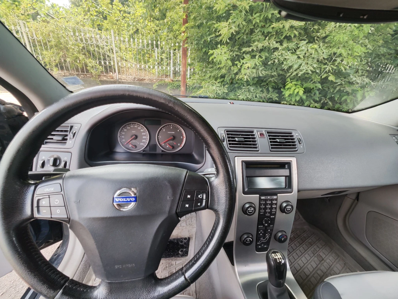Volvo S40 Momentum , снимка 10 - Автомобили и джипове - 55667761