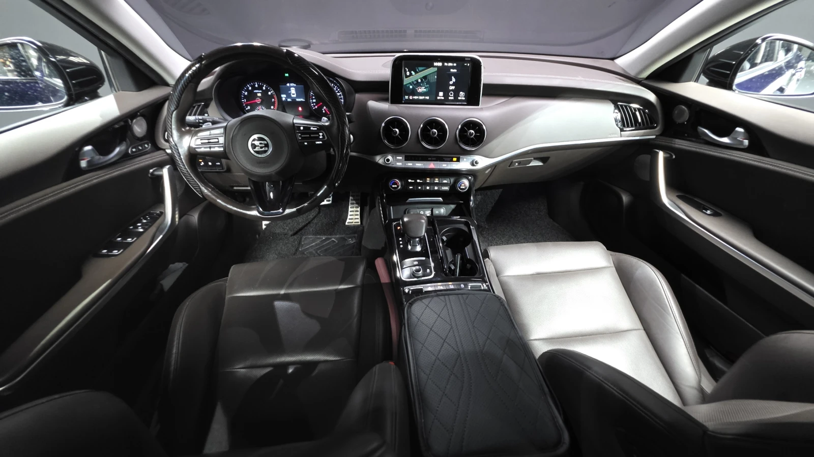 Kia Stinger 3.3 Turbo AWD autogeorge.com, снимка 10 - Автомобили и джипове - 55707799