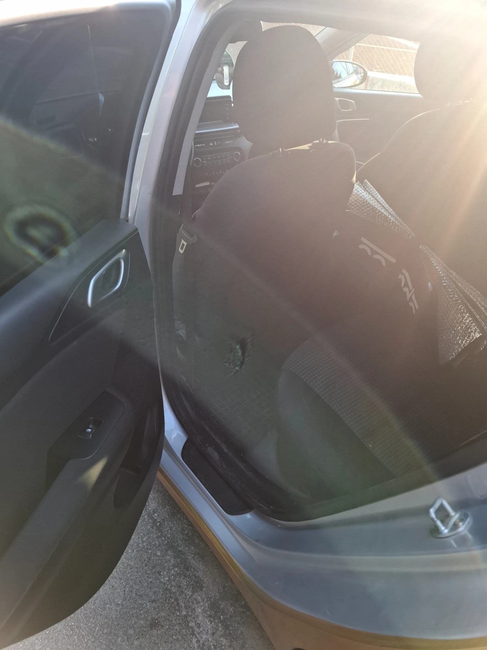 Kia Ceed 1, 4/99к.с, газ-бензин, снимка 5 - Автомобили и джипове - 55795195