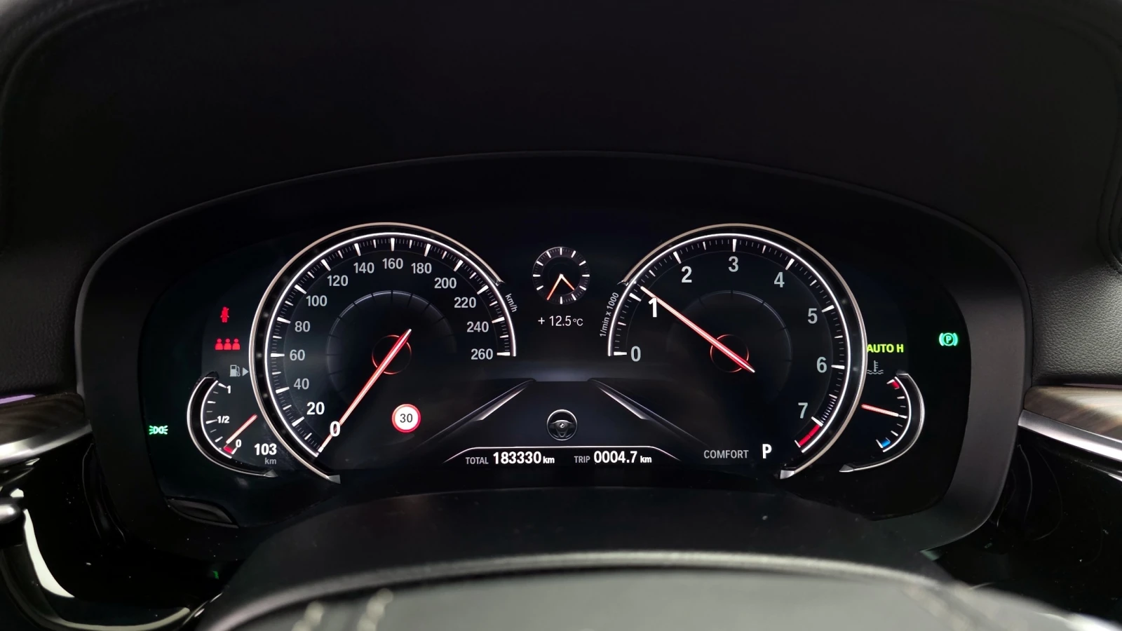 BMW 530 i xDrive Luxury Plus, снимка 8 - Автомобили и джипове - 55834262