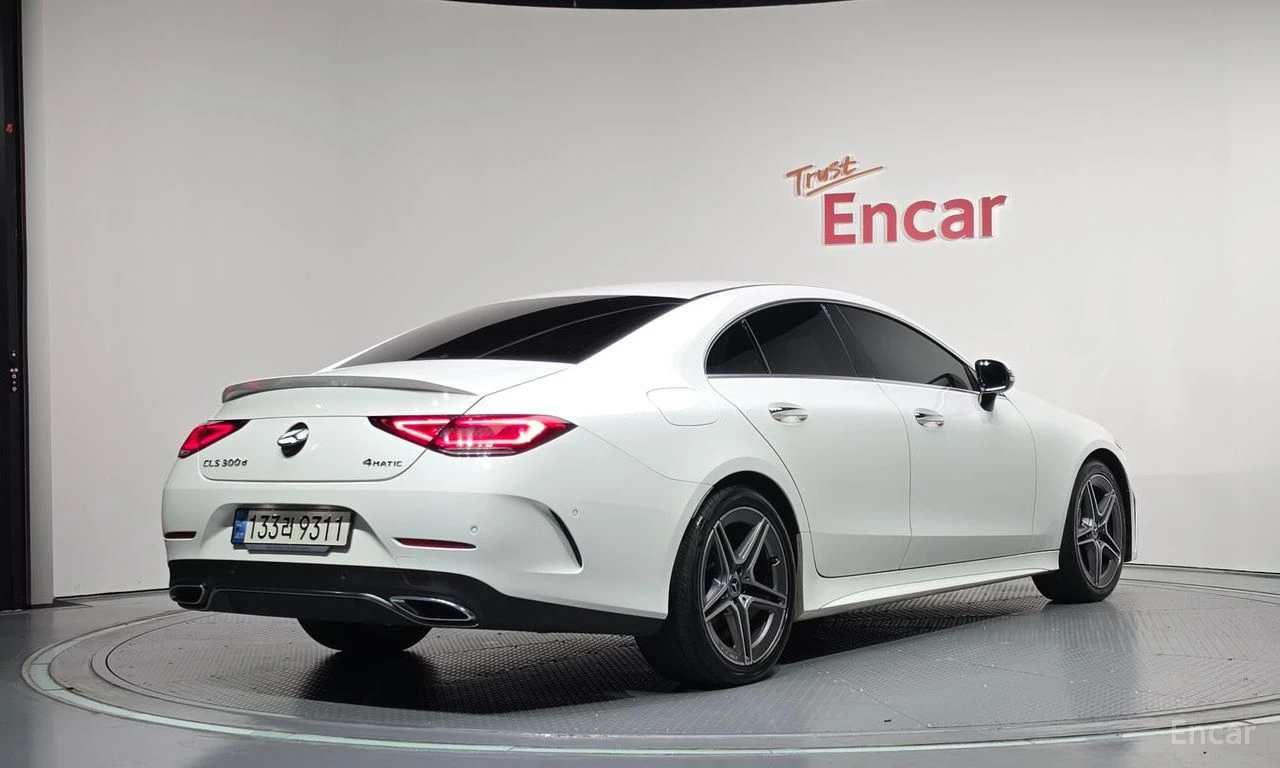 Mercedes-Benz CLS 350 d 4MATIC AMG| HEAD UP| ШИБЕДАХ| ПОДГРЕВ| АМБИЕНТНО, снимка 2 - Автомобили и джипове - 55925335