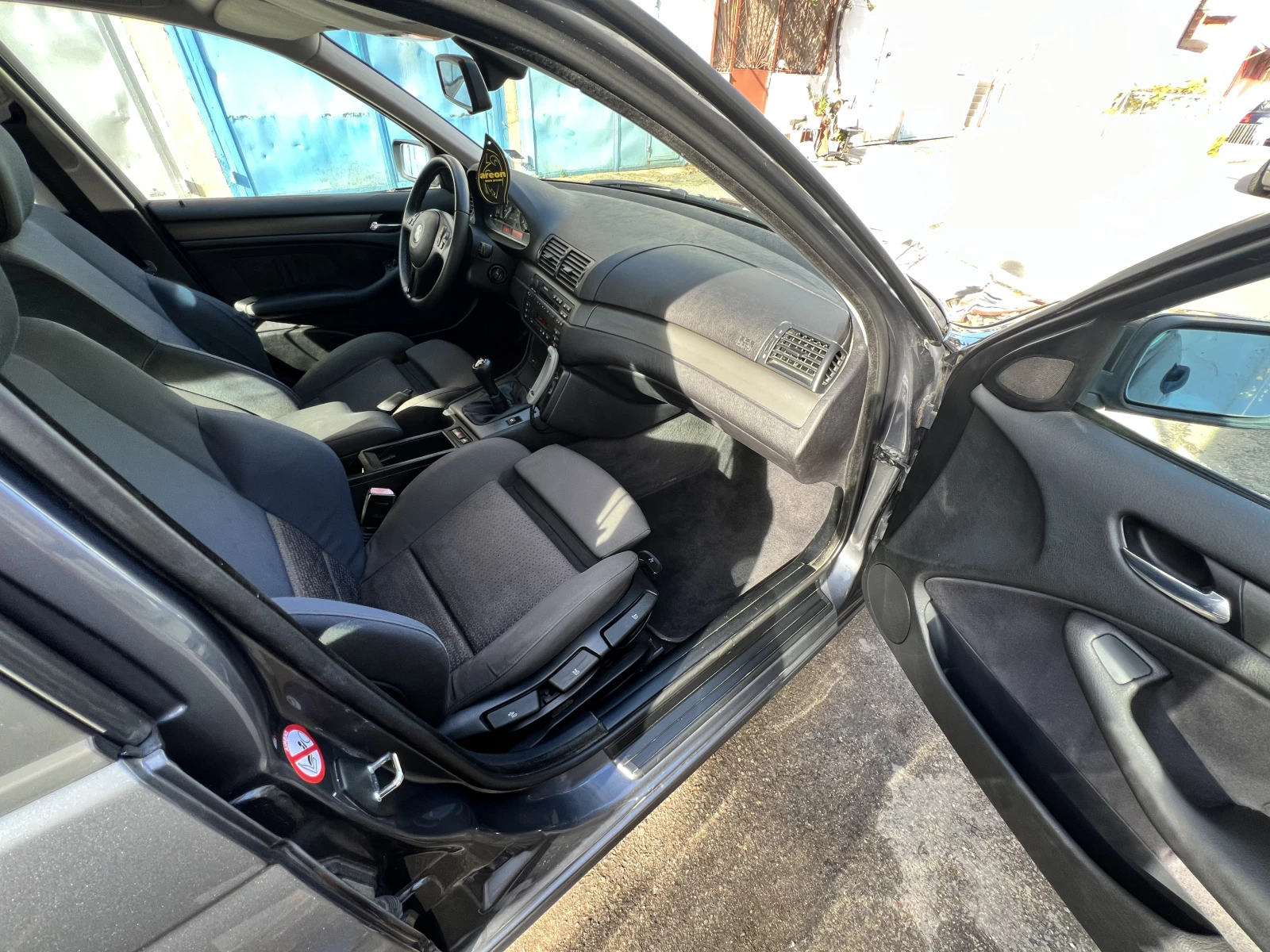 BMW 320, снимка 12 - Автомобили и джипове - 56644750