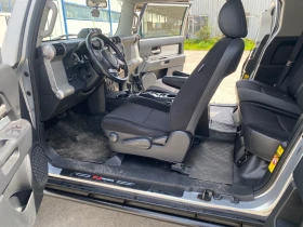 Toyota Fj cruiser 4.0i V6, снимка 9