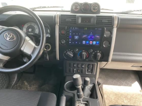 Toyota Fj cruiser 4.0i V6, снимка 11