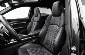 Audi SQ8 E-TRON/SPORTBACK/B&O/PANO/360/MATRIX/HEAD UP/ - 68980 € / 134913.15 лв. - 45742942 10