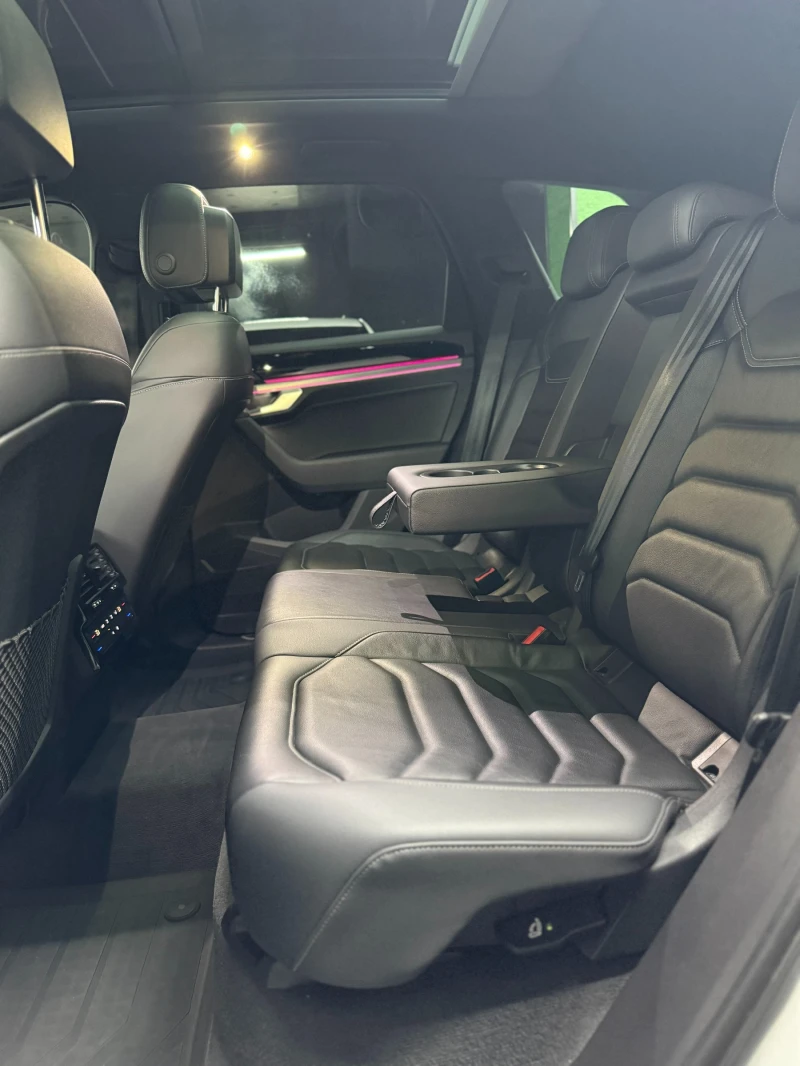 VW Touareg FULL/LIZING/4x4/PANO, снимка 7 - Автомобили и джипове - 51904915