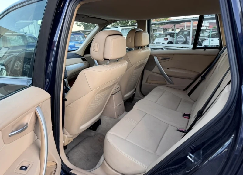 BMW X3 2.0D / Автомат, снимка 10 - Автомобили и джипове - 51790579
