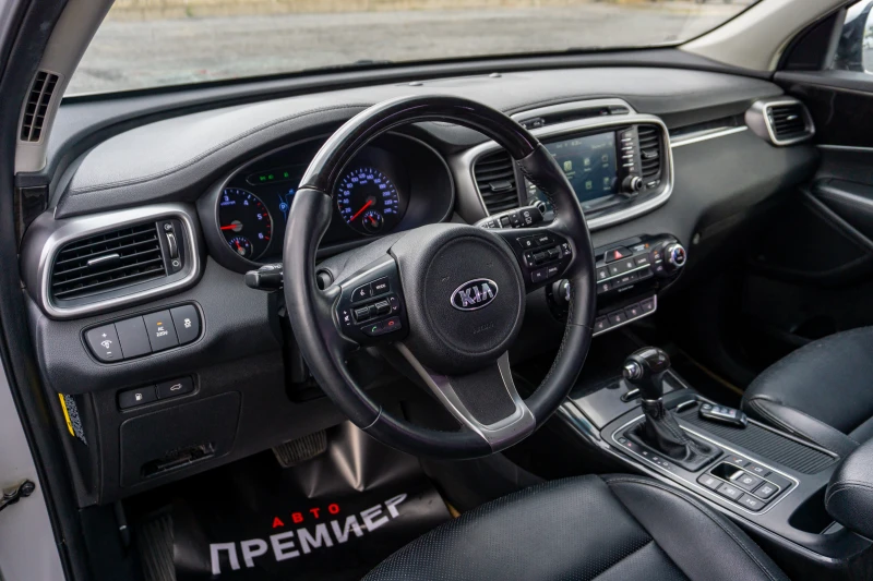 Kia Sorento Kia Sorento 2.2CRDI-4WD-NOBLESSE-FULL-6М ГАРАНЦИЯ!, снимка 9 - Автомобили и джипове - 52006607