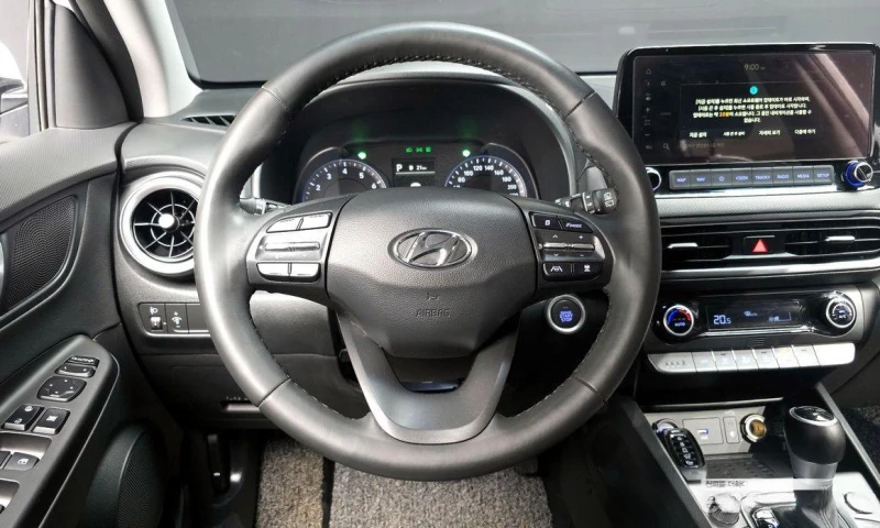 Hyundai Kona Gasoline 1.6 Turbo 4WD Inspiration, снимка 13 - Автомобили и джипове - 52112837