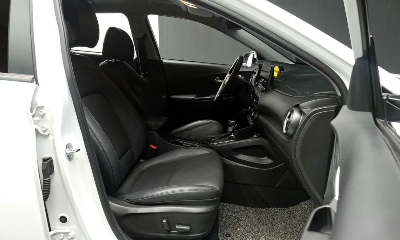 Hyundai Kona Gasoline 1.6 Turbo 4WD Inspiration, снимка 10 - Автомобили и джипове - 52112837