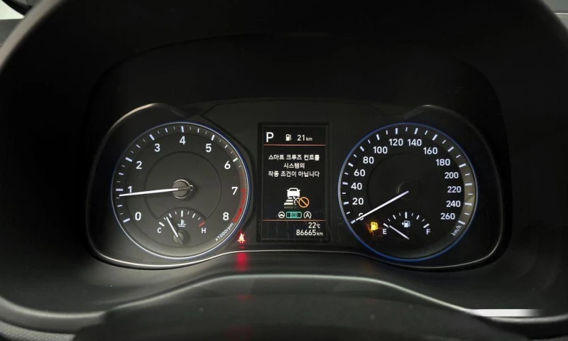 Hyundai Kona Gasoline 1.6 Turbo 4WD Inspiration, снимка 8 - Автомобили и джипове - 52112837