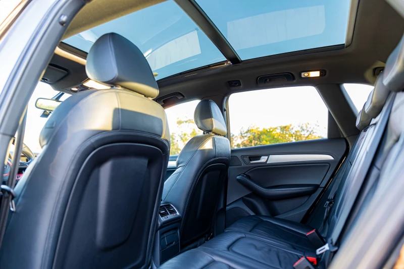 Audi Q5 3.0TDI* 3xS-Line* KEYLESS* PANO* 4X4* NAVI* , снимка 9 - Автомобили и джипове - 52329334
