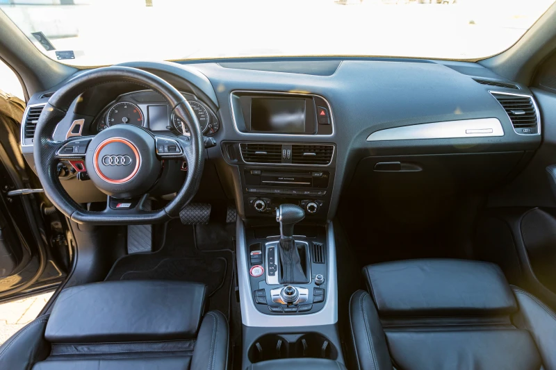 Audi Q5 3.0TDI* 3xS-Line* KEYLESS* PANO* 4X4* NAVI* , снимка 3 - Автомобили и джипове - 52329334
